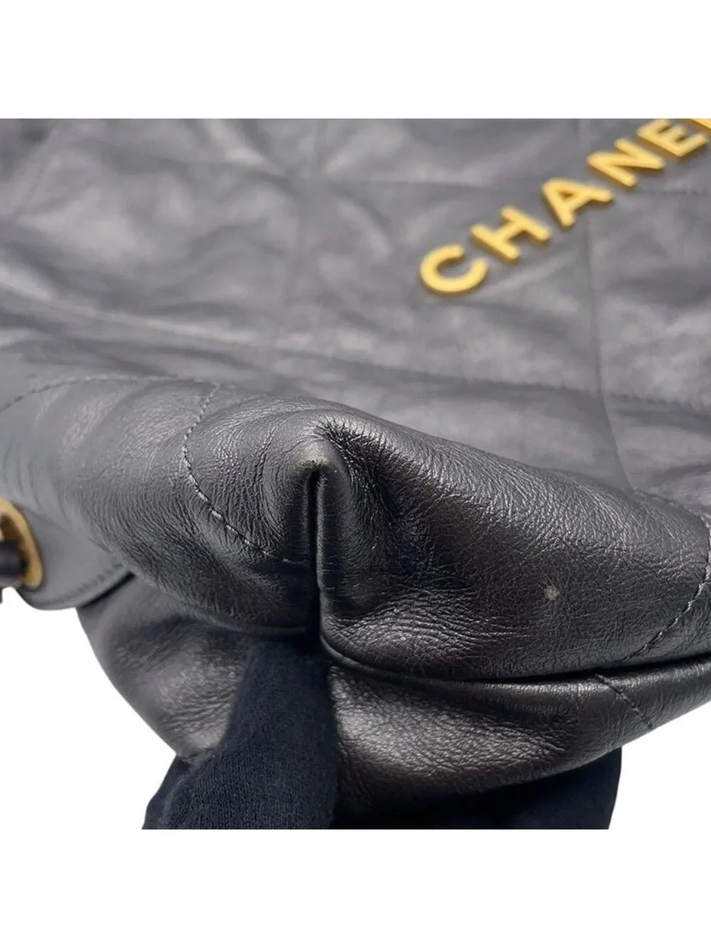 Chanel Backpack 22 Large Shiny Calf Leather